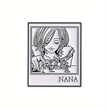 NANA Pin metálico